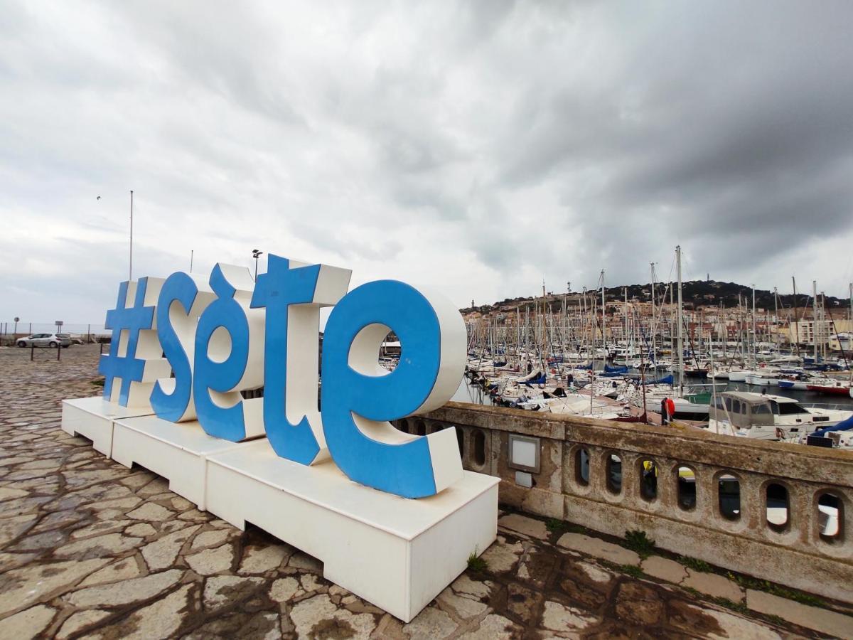 Insolite Au Fil De L'eau * Sète